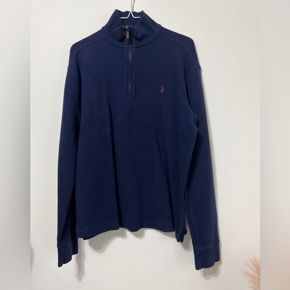 New without tag never worn size M / Navy blue